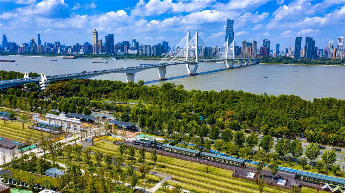 新天地加微信免费送分
